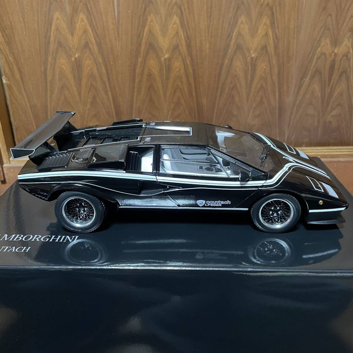 在庫一掃 未展示品 京商1/12ランボルギーニカウンタックLP500Sww