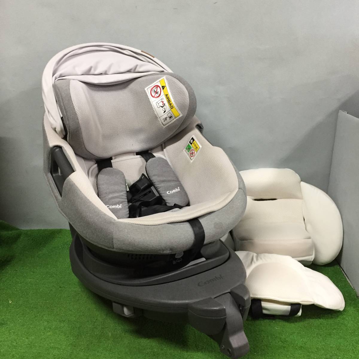 ヤフオク! -「)cg」(コンビ) (チャイルドシート)の落札相場・落札価格