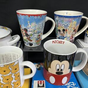 保管品 Disney ディズニー 食器 まとめ プレート マグカップ グラス 鍋 白雪姫 ミッキー プー アニバーサリーあり 箱入りありK-0124-04 の画像9