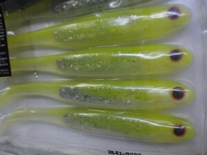 SPOON TAIL SHAD 6 #ST05　ノリーズ スプーン テール シャッド 6インチ　ハイビジブル チャートリュース　希少　 ロックフィッシュ ヒラメ