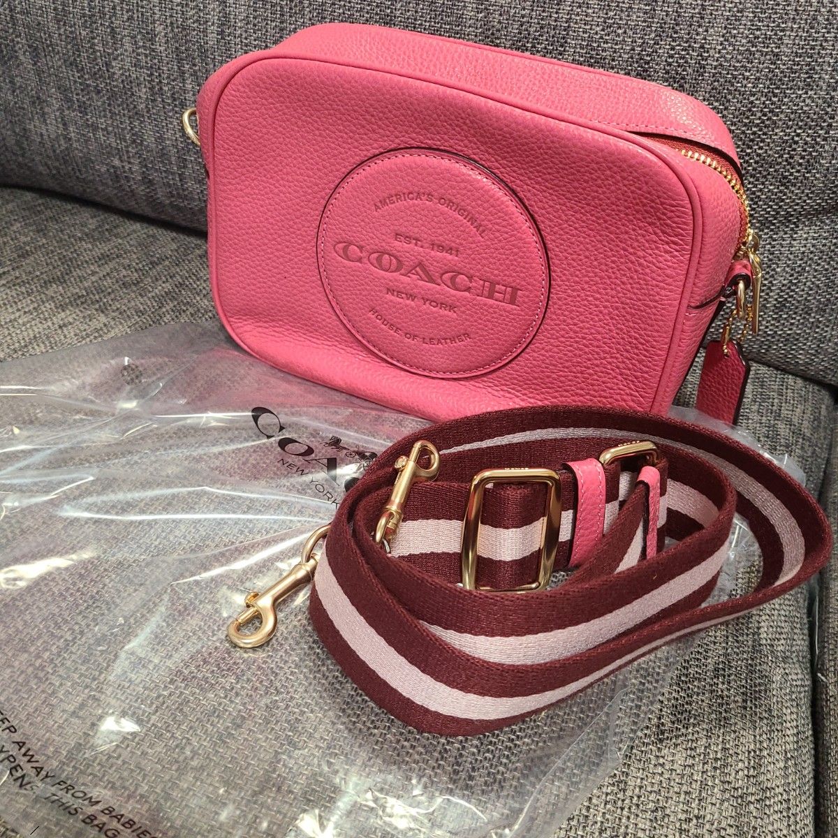 新品/未使用 COACH コーチ ショルダーバッグ ビートサドルバッグ 赤茶