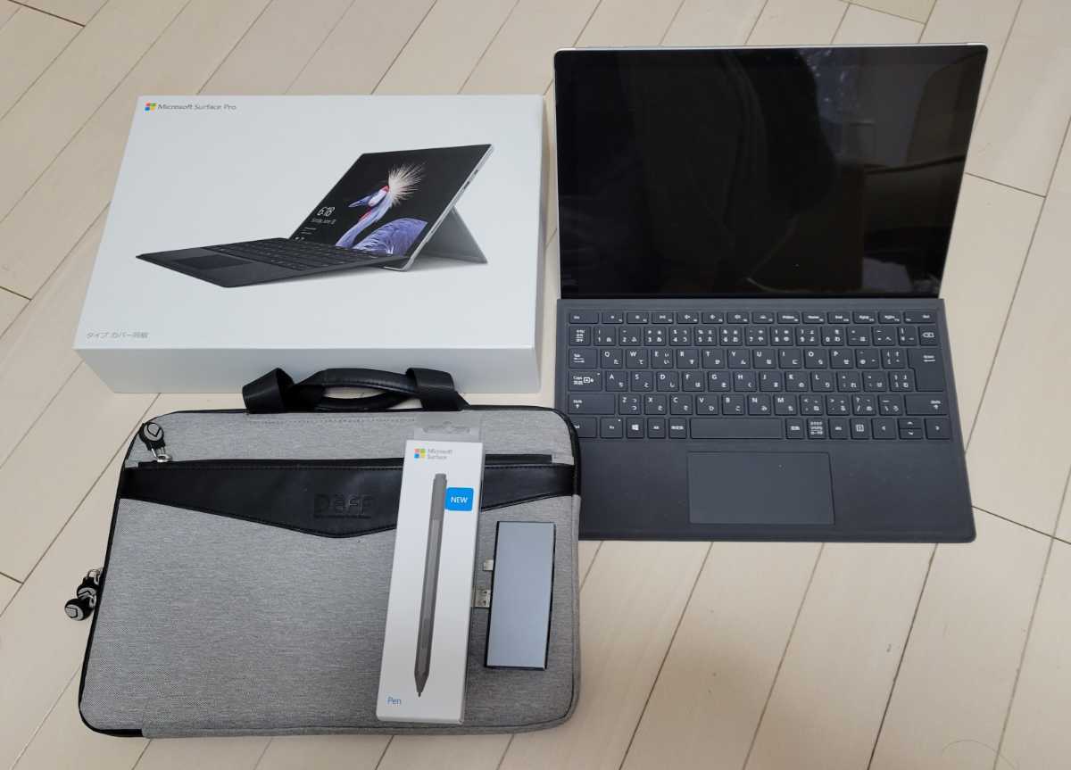 希少 Surface Pro 第5世代 カバー付き tsgwarek.pl