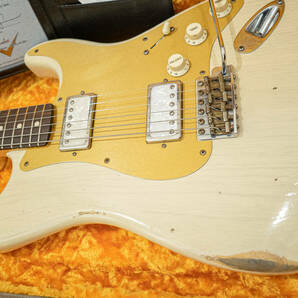 Fender Custom Shop Heavy Relic Stratocaster マイケル ランドウ Flash coat Lacquer White agedの画像2