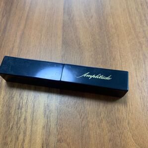 アンプリチュード パウダーリップ プライマー