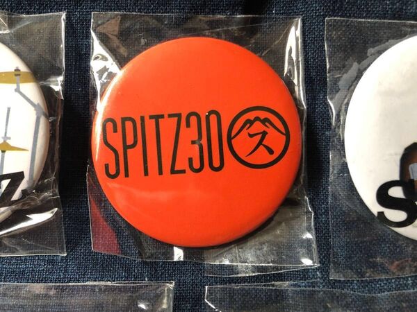 Spitzスピッツ 30thANNIVERSARY TOUR “30/50”缶バッジ　限定品　リーフレット　非売品　レア