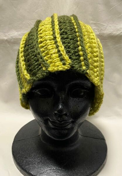 【値下げ！】黄色と緑色ねじれの手編み帽子【No.65】Sサイズ　お母さんの作った手編み帽子〜