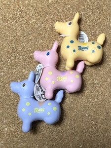 【RODY　グッズ　１】おすわりロディ　くすみ系　シナップス・ジャパン