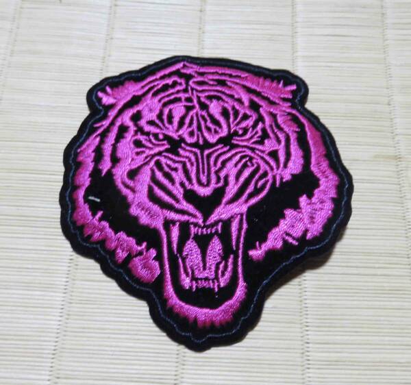 濃桃◎虎顔◆新品　闘魂　威圧　激オコTIGERとら　トラ　US刺繍ワッペン◆フライトジャケット◇ミリタリー・サバゲー■洋服・衣類・衣服DIY