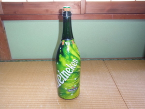 ■希少 非売品 店頭用 2006年頃！Heineken（ハイネケン） 3000ml　飾り瓶（一升瓶より大きい）