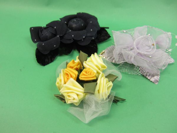 Corsage de rosas hecho a mano con pedrería de color lavanda y corsage de patrón de puntos conjunto de 3 piezas Graduación formal, accesorios de damas, cuerpo, otros