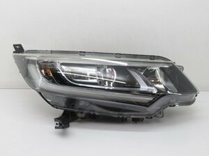 フリード ハイブリッド HV GB7 GB8 純正 右 ヘッドライト LED 【 STANLEY W2172 】 (M079694)