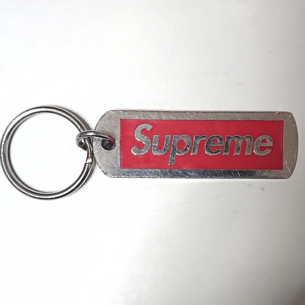 supreme シュプリーム メタル キーホルダー keychain 赤 n