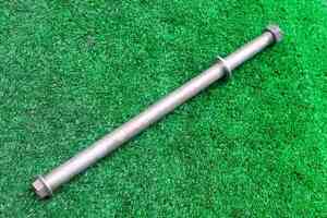 TRIUMPH DAYTONA Daytona 675 Swing Arm pivot shaft Swing Arm pivoted mount shaft *A689 previous term used 120109