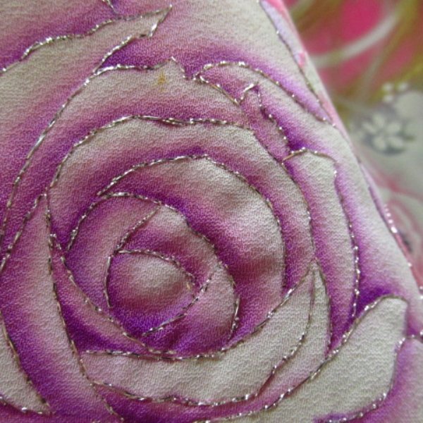 着物10 1円 絹 振袖 秋山庄太郎 銀糸 ラメ 薔薇 袷 身丈159cm 裄64.5cm