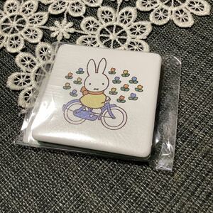  Miffy magnifying glass compact mirror unopened new goods postage 140 jpy new goods.