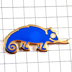  pin badge * chameleon car Renault blue color * France limitation pin z* rare . Vintage thing pin bachi