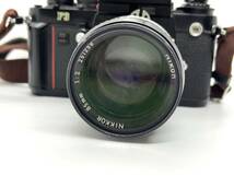 【1947 1950】Nikon F3 85mm 1:2 AIS ニコン フィルムカメラ シャッターOK ストロボ レンズ セット 125万番台 マニュアルフォーカス 写真 _画像3