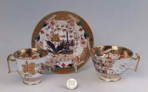 　　古スポード　=　金彩絵付け　・　2カップ&ソーサー　 IMARI　(1級品)　697　貴重品です。　