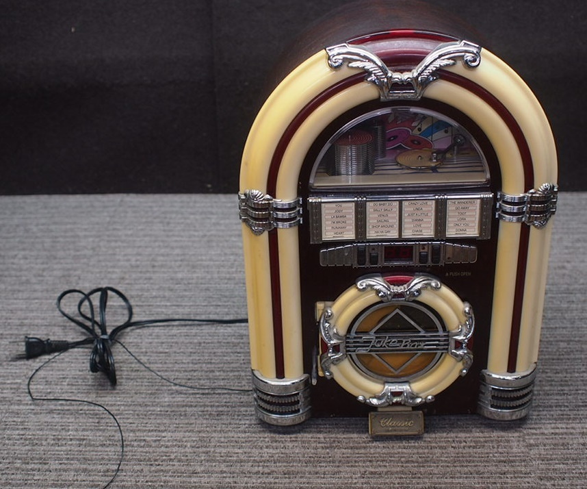 ルカリ WINTECH ジュークボックス ベビーベルリンCD AM FMラジオ cn5E1