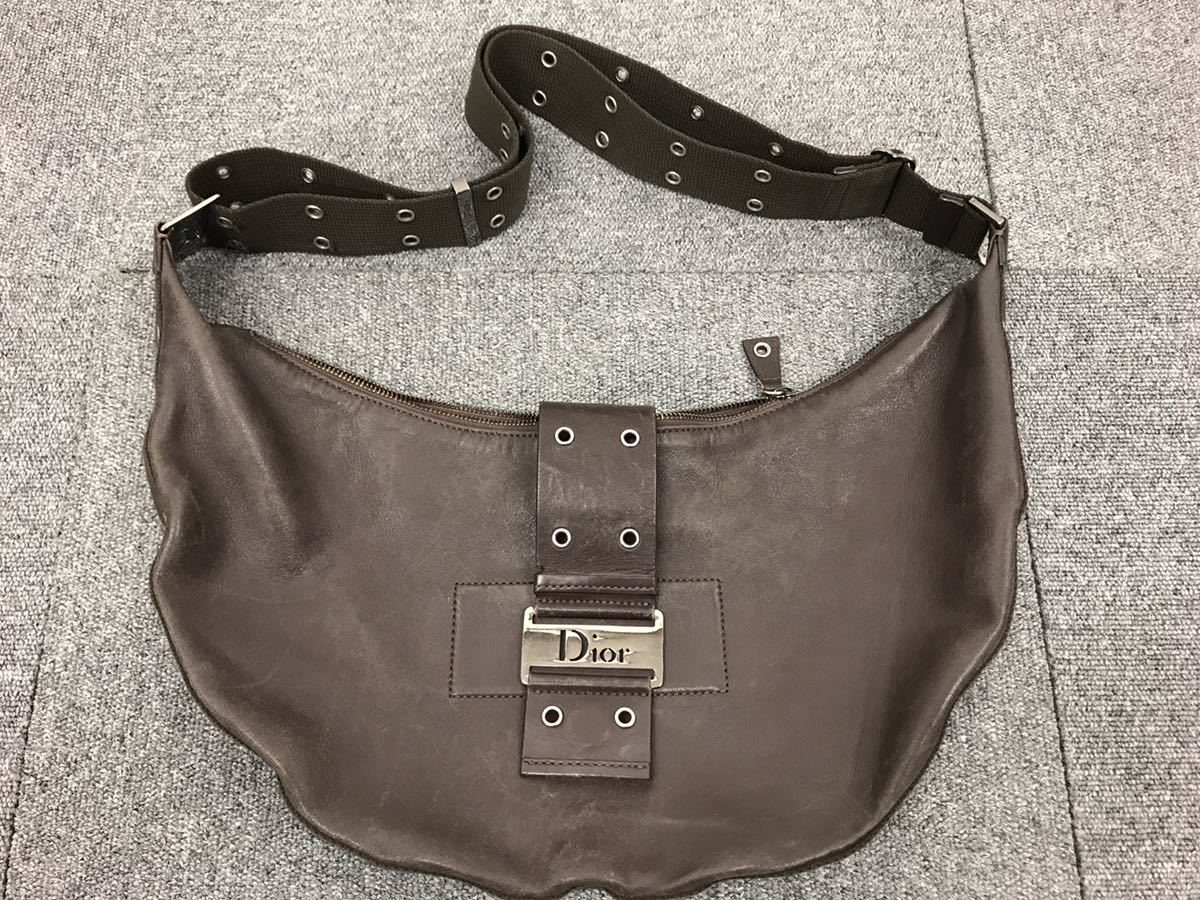 ディオール ショルダーバッグの値段と価格推移は?|1,424件の売買情報 ...