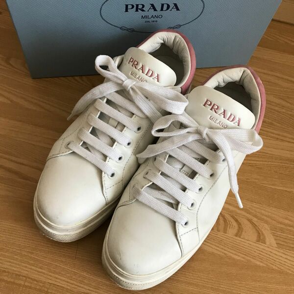 美品　PRADA プラダ　レザー　スニーカー　ピンク　37 23.5㎝