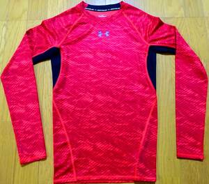 ★新品★UNDER ARMOUR heat gear 長袖シャツ　S /赤