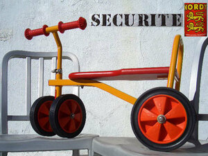 * 60S SECURITE NORDY FRANCE Vintagekore. play ...sksk..! Vintage France made retro wonderful pretty tricycle ultimate beautiful retro 