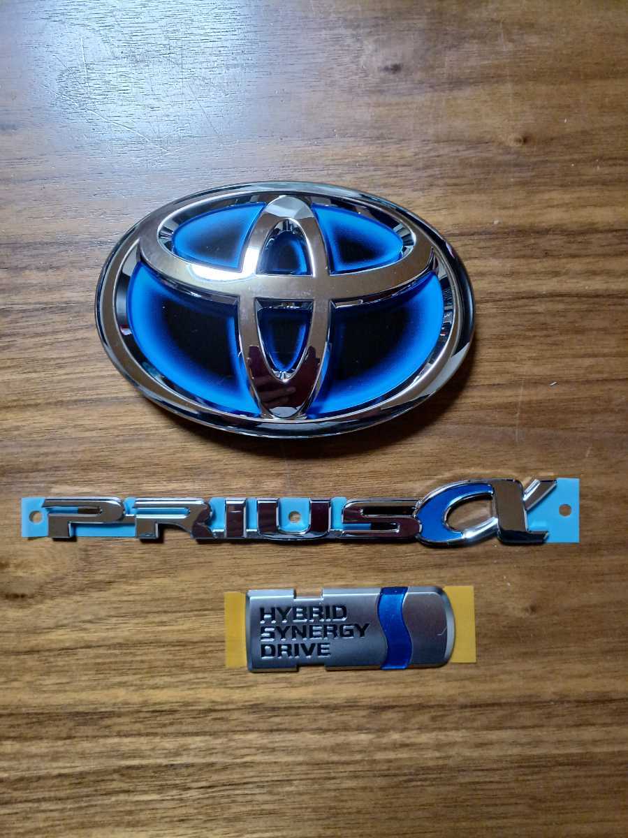 ヤフオク! -プリウスα(エンブレム)の中古品・新品・未使用品一覧