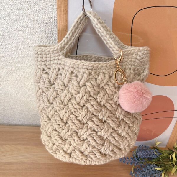 【SALE★】毛糸ハンドバッグ ポンポン付き
