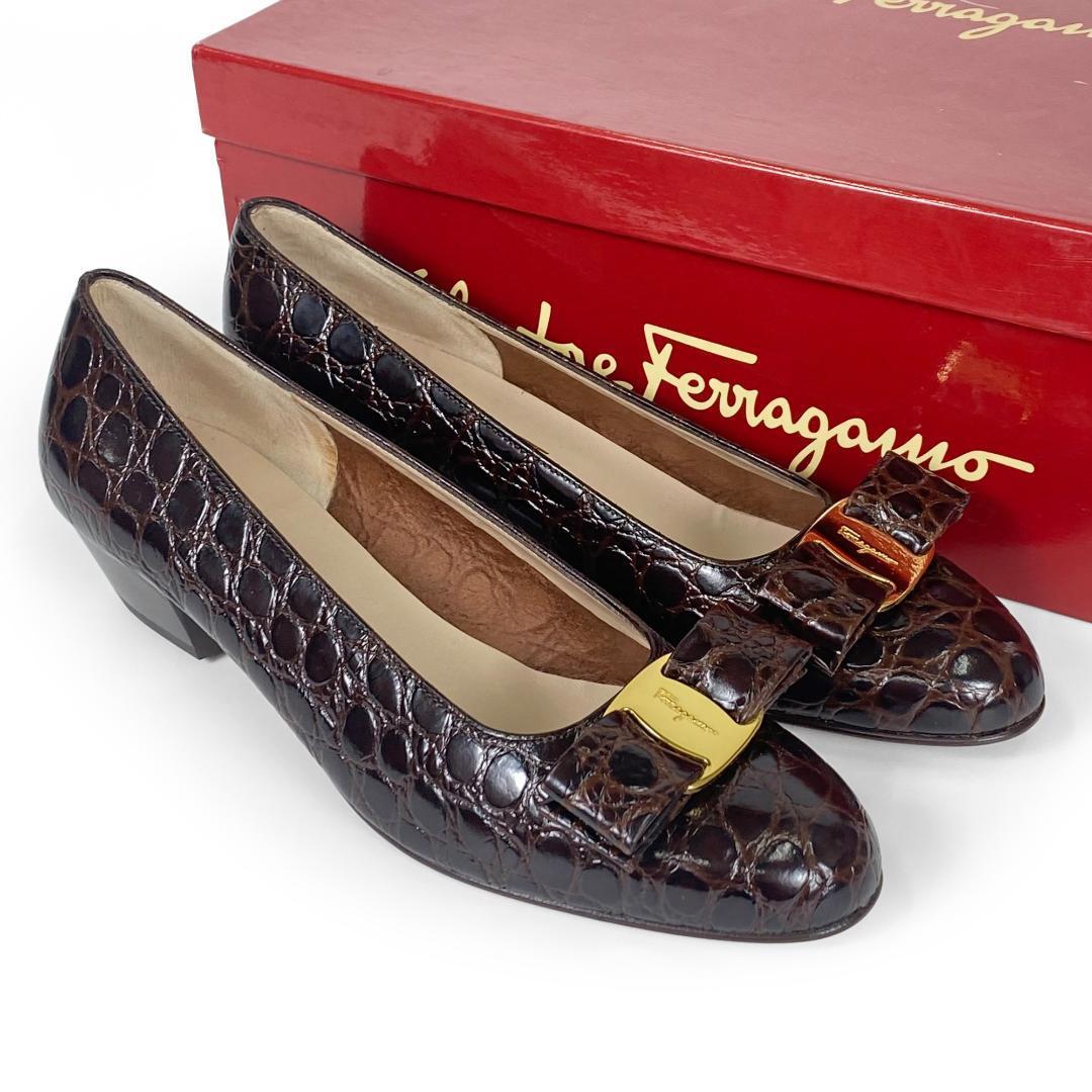 123ABA Salvatore サルヴァトーレ Ferragamo Ferragamo スエードレザー フェラガモ フェラガモ サンダル ヴァラリボン アンクルストラップ付き 箱保存袋付き 黒色 Salvatore