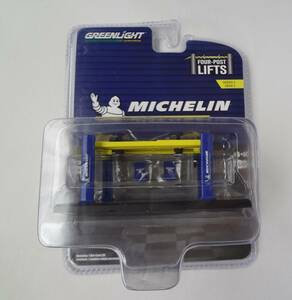 グリーンライト　GREENLIGHT　1/64　FOUR-POST LIFTS　MICHELIN　シリーズ3　リフト　ミシュラン　②