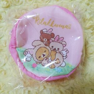 非売品　リラックマ　お花畑の小さな子うさぎ　ポーチ（ピンク）