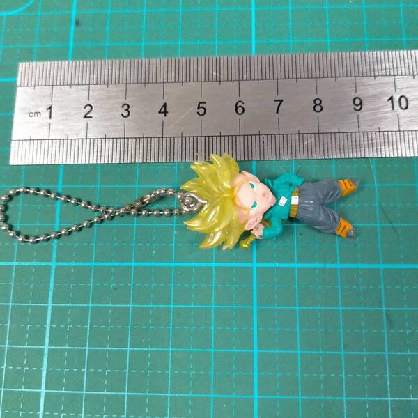 ドラゴンボール 超サイヤ人 トランクス キーホルダー スイング DRAGONBALL Super Saiyan Trunks key ring holder chain Swing charms UDM