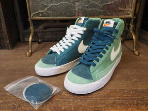 【nike blazer mid 26.5㎝】替え紐デッドストックスニーカー古着ナイキエアジョーダンNike dunkランニングジョギングブレーザーair jordan