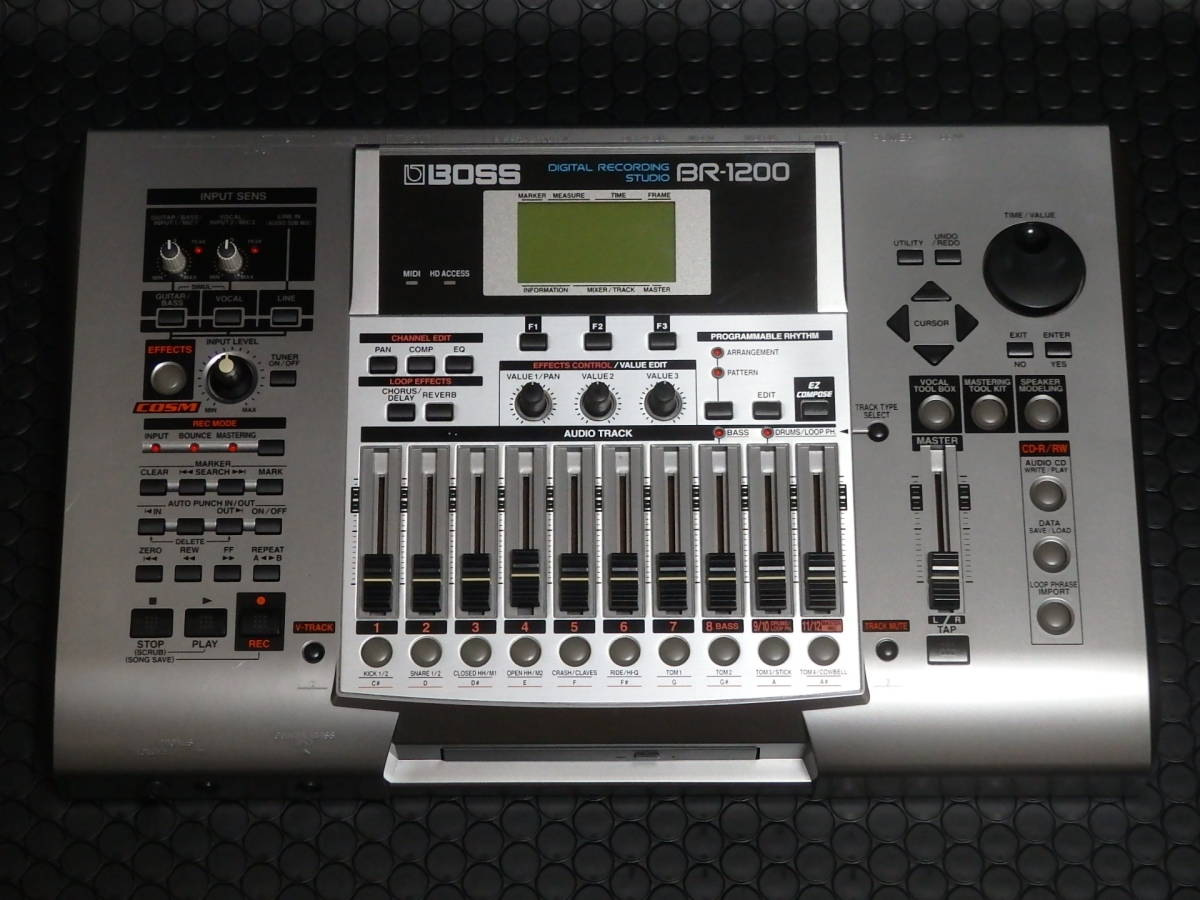 BOSS BR-1200 DEGITAL RECORDING STUDIO | monsterdog.com.br