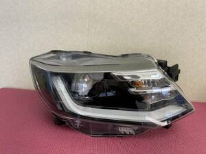 MA37S ソリオ　右ヘッドライト　KOITO　100-593AA　ヘッドランプ　LED