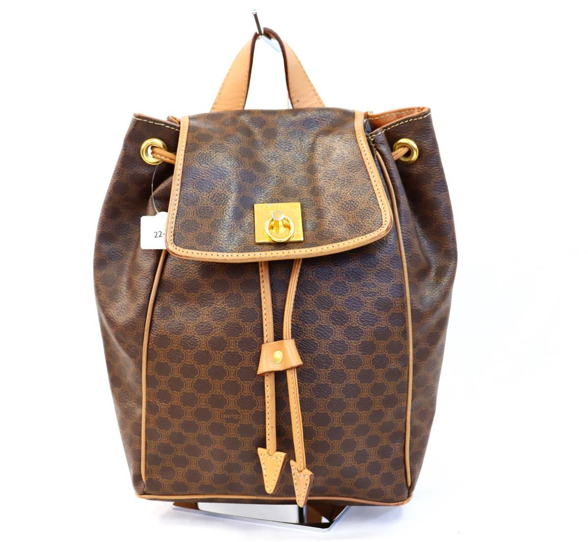 ヤフオク! -「(celine セリーヌ) リュック」の落札相場・落札価格