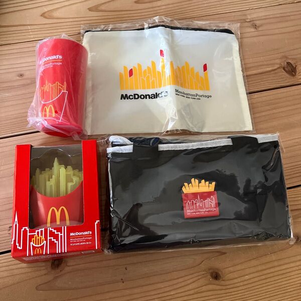 マクドナルド McDonald''s 福袋 2022 マンハッタンポーテージ ポテトライト