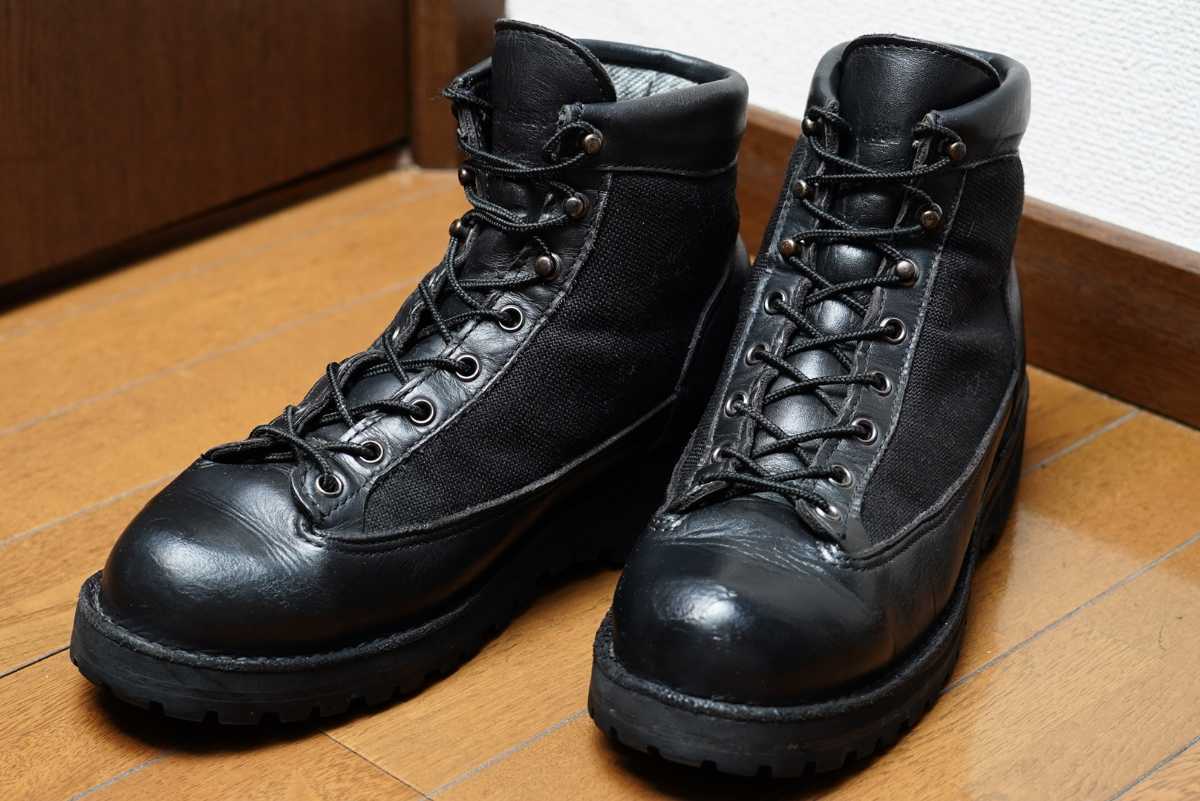 NEW限定品】 超美品 ブラック 箱付き黒タグ プレゼント限定版 ダナー