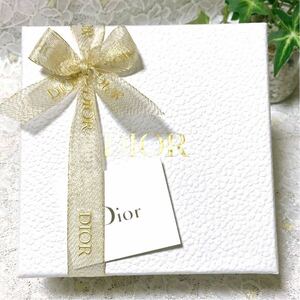  Christian * Dior [Christian Dior] мелкие вещи для пустой коробка (1092) 14×14×6cm золотой Logo лента * рекламная закладка имеется подарочная коробка 