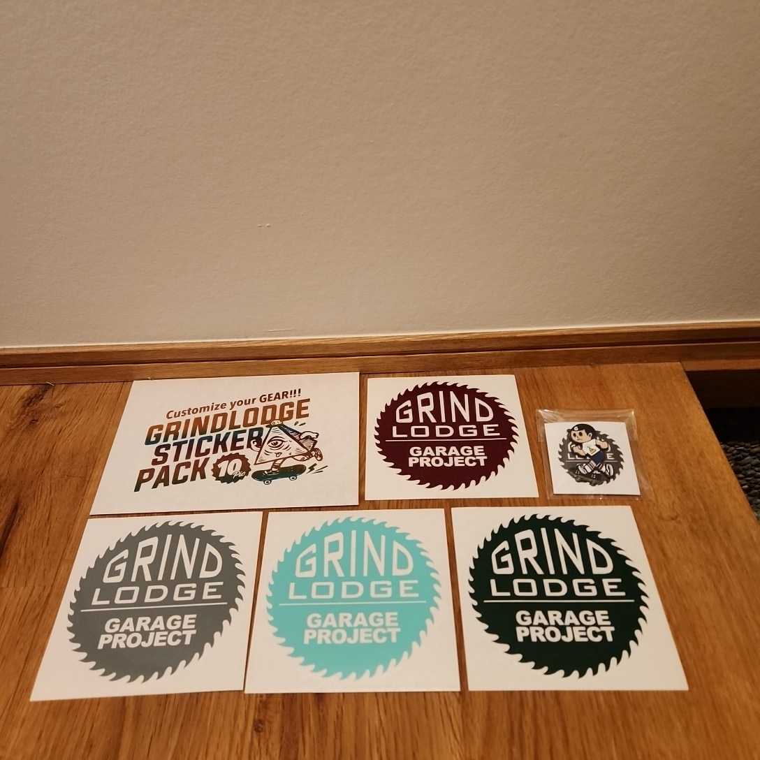 驚きの価格が実現！ GRINDLODGE レザーワークス SAW コインケース Coin