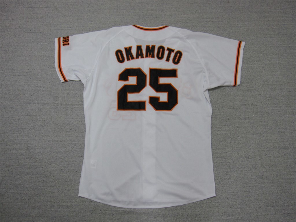 ヤフオク! -「岡本和真 ユニフォーム」の落札相場・落札価格 ヤフオク! -「岡本和真 ユニフォーム」の落札相場・落札価格