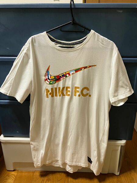 NIKE FC（ナイキfc）Tシャツ 