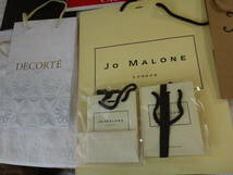 ①持ち帰りで1度使用美品、化粧品紙袋37枚「クレ・ド・ポー/JoMALON/DECORTE/ESTEE LAUDER/LANCOME/資生堂　他(化粧品紙袋）」_画像3