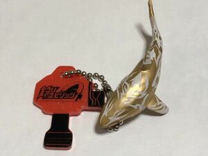 釣りスピリッツ　フィギュア　マスコット付き　キーホルダー　ボールチェーン　ゴールド　サメ　シャーク