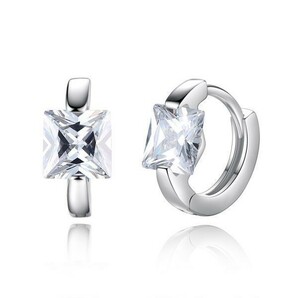 【新着】最低落札なし★ダイヤモンドピアス★[0.5ct]★プラチナ★の画像1