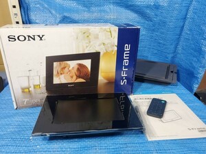 [ price cut ] *1000 jpy prompt decision! upbg beautiful goods SONY S-Frame DPF-A72 digital photo frame Sony remote control RMT-DPF3 7 type AC lack of original box 