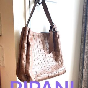 RIPANI リパーニ 革 クロコ型 ベージュピンク トートバッグ