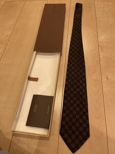 正規品 ルイヴィトンネクタイ ネクタイ ダミエ ブラウンダミエ柄 LOUIS VUITTON