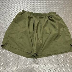 米軍放出品　沖縄　USMC　MEDIUM トレーニングパンツ ランニング(INV IJ71)